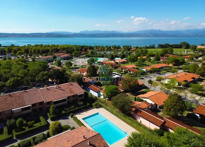 Giardino Apartment - Centrico Con Piscina