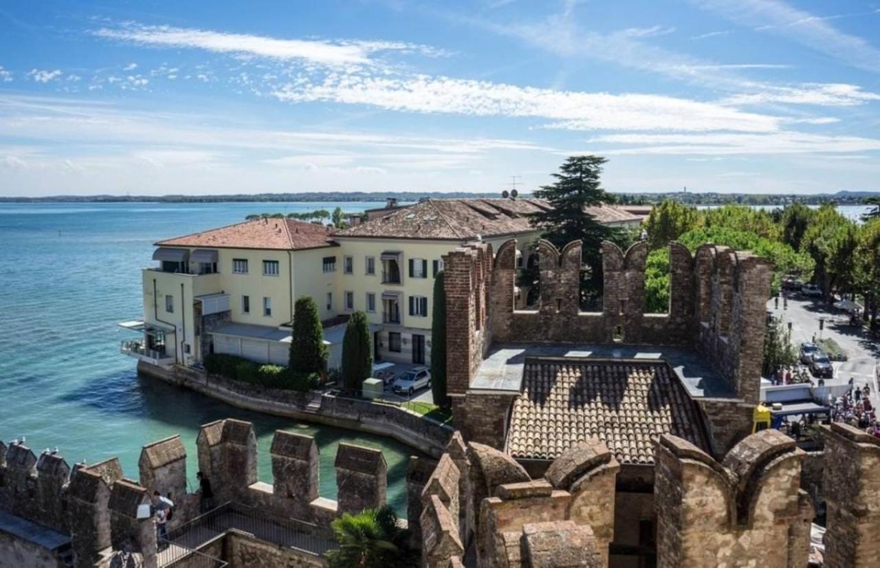 Giardino - Centrico Con Piscina Apartment
