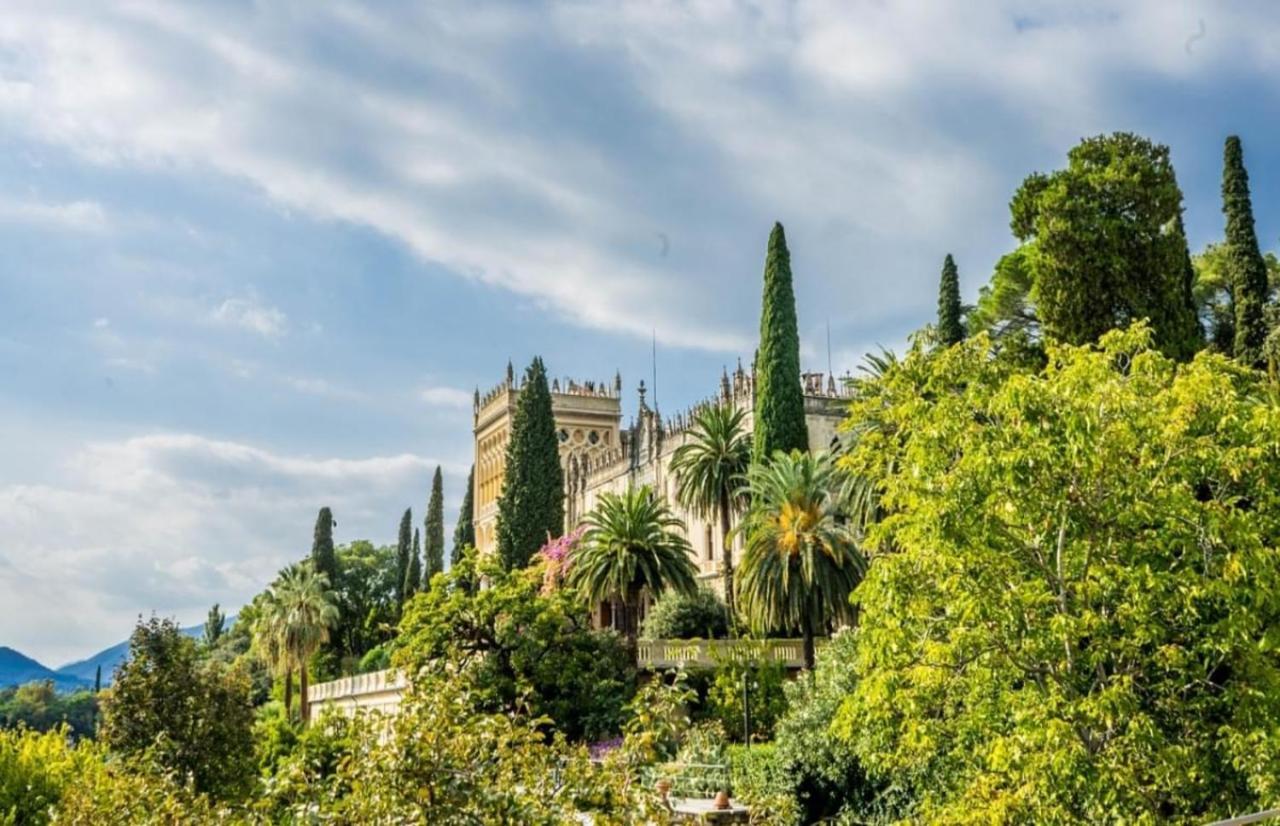 Giardino - Centrico Con Piscina
